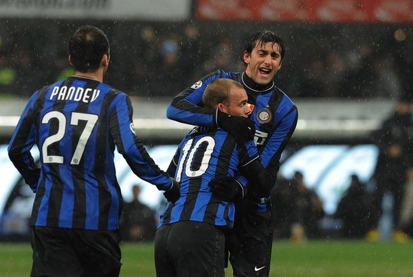 幸福甜蜜，高准翼爱人社媒分享婚纱照拍摄花絮（高准翼爱人社交平台晒婚纱照花絮，甜蜜满满）