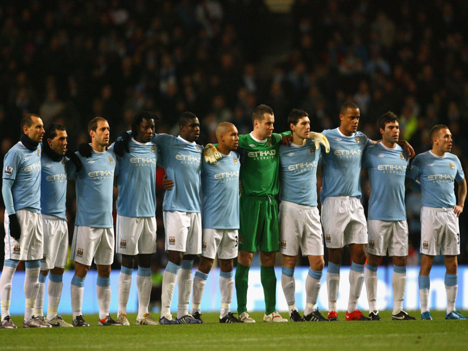 掘金约基奇三双末节爆发（约基奇砍下三双 末节带领掘金爆发）