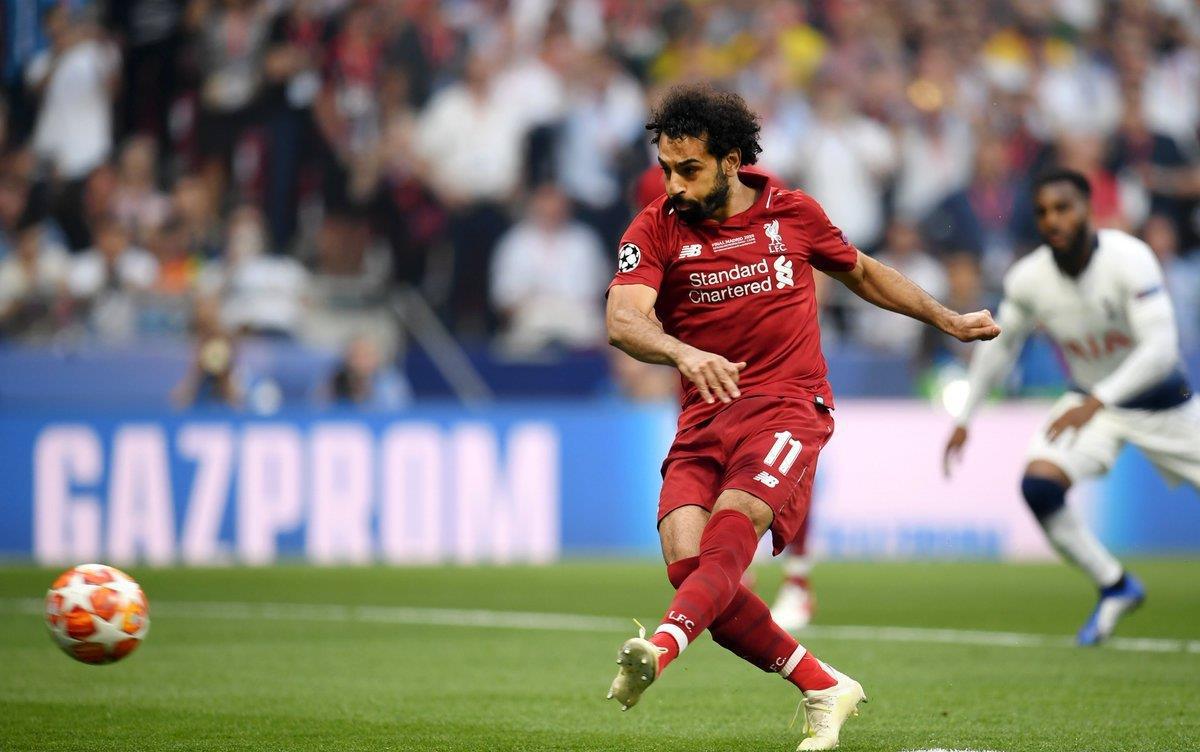 媒体人热议汪士钦染红：估计又得被网暴了，完全不像职业球员（媒体人评汪士钦红牌：恐再陷舆论风波，表现不够职业）