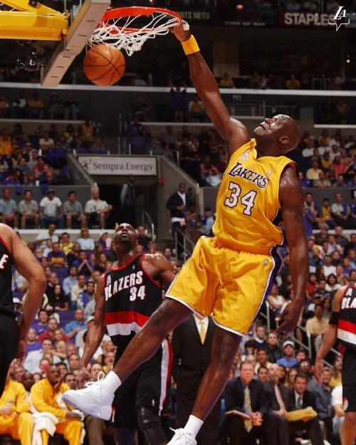 融入很快！广厦新双外援桑普森&塔克合砍44分16板5助攻（适应神速！广厦新双外援桑普森与塔克联手拿下44分16篮板5助攻）